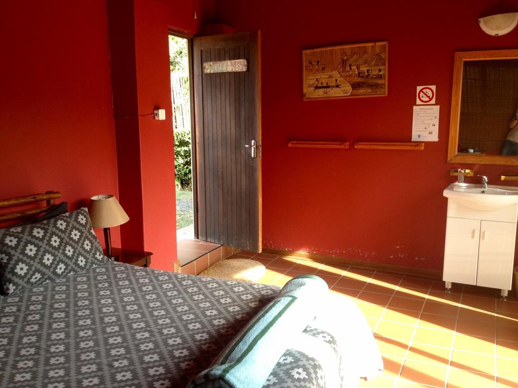 Jungle Monkey Backpackers Hostel Port Saint Johnʼs Δωμάτιο φωτογραφία